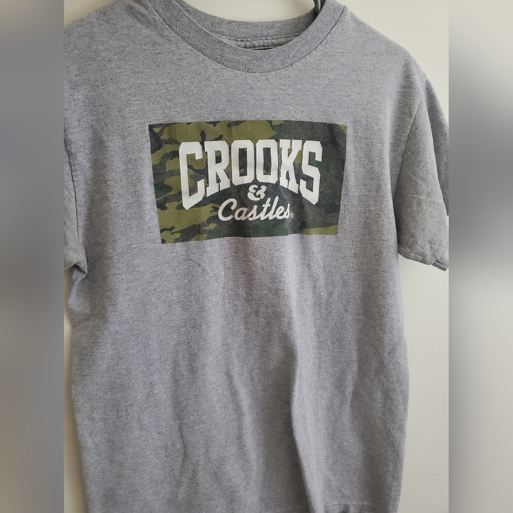 Crooks & castles